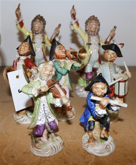 7 Dresden monkey band figures